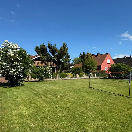 Apartment Mit Garten Und Pool In Ostseenaehe Ahrensbok Exterior foto