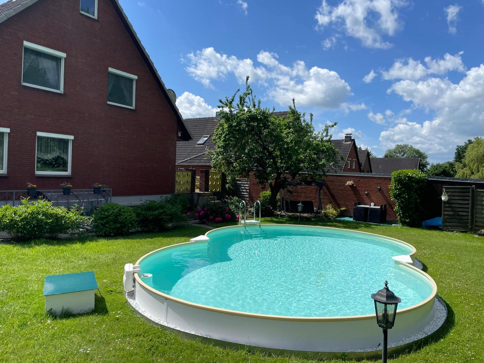 Mit Garten Und Pool In Ostseenaehe Appartement Ahrensbok